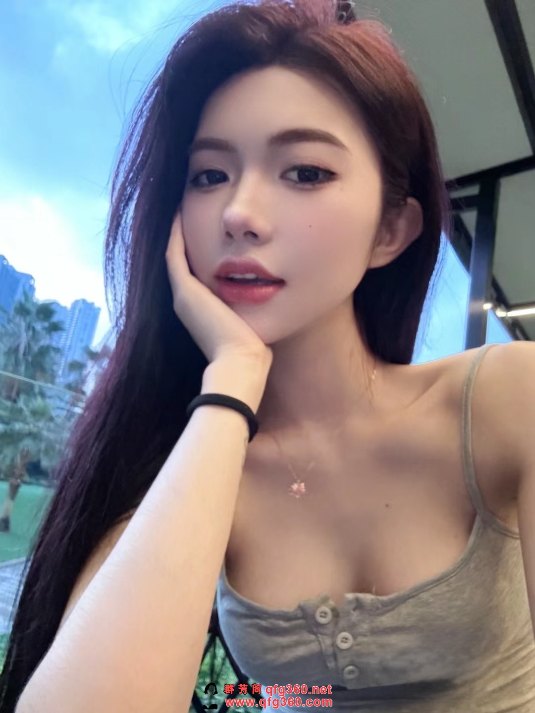 125733q40zki0xg8ipq89m.jpg